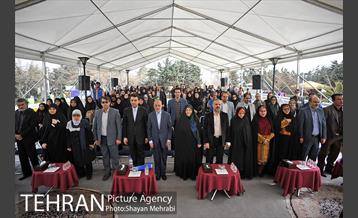 مراسم درختکاری به مناسبت روز مادر 8