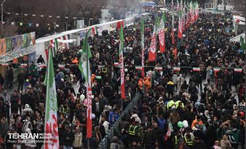 جشن نیمه‌شعبان در میدان ولی‌عصر (عج) 2 21