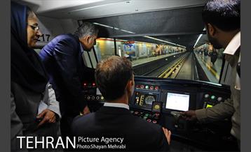 بازدید شهردار بلگراد از مترو خط یک 13