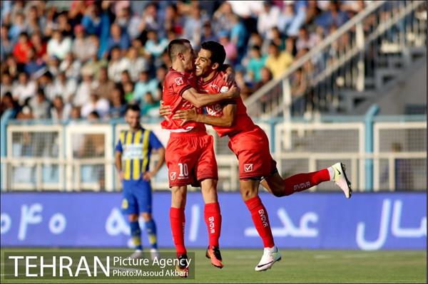 دیدار گسترش فولاد و پرسپولیس در لیگ برتر فوتبال 16