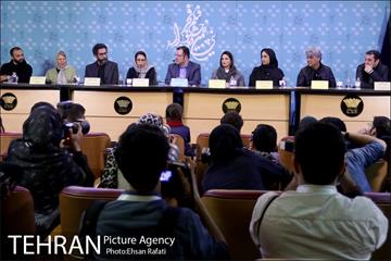 سومین روز جشنواره فیلم فجر در برج میلاد 35