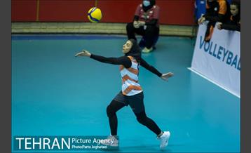 دیدار تیم های والیبال سایپا تهران و سروقامتان بابل 1