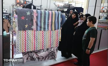 بیست و یکمین نمایشگاه زنان و تولید ملی 60