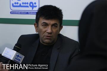 غرفه مرکز ارتباطات در هفتمین روز بیست و سومین نمایشگاه مطبوعات 15