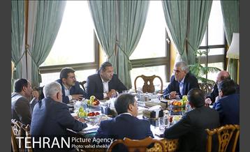 نشست فراکسیون مدیریت شهری مجلس با شهردار تهران 7