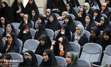 نشست صمیمانه شهردار تهران با مسئولین پایگاههای بسیج دانشجویی تهران 33