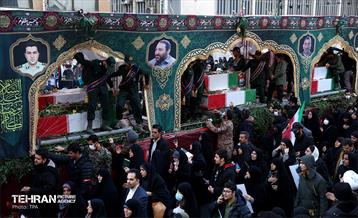 تشییع پیکر ۱۰۰ شهید مردمی و مدافع امنیت در تهران 2