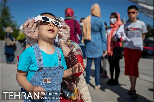 آخرین کسوف قرن چهاردهم 21