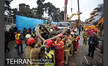 سومین روز عملیات امداد ونجات حادثه پلاسکو -3 22