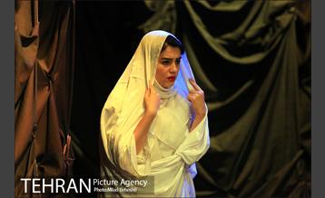 نمایش مرگ گرم‎ 16