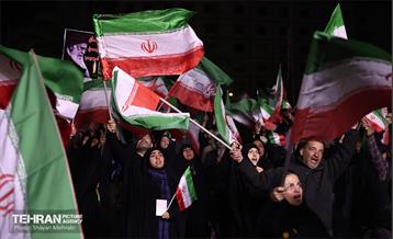 عزاداری مردم تهران در پی شهادت رهبر انقلاب اسلامی 25