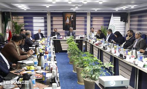 دیدار معاون خدمات شهری با کارکنان حوزه خدمات شهری منطقه ٤ 3