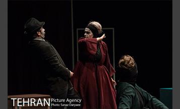 نمایش بیوهای غمگین سالار جنگ‎ 7