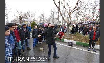 نمایش خیابانی شاهد عینی بمناسبت 22 بهمن  1