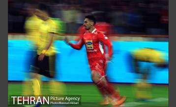 دیدار تیم‌های فوتبال پرسپولیس - پارس جنوبی 26