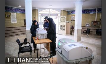 حضور مردم در انتخابات شورایاری محلات شهر تهران - ۲ 7