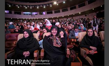 جشن بوی کاغذ رنگی 27