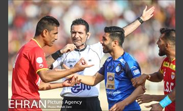 دیدار تیم‌های فولاد خوزستان و استقلال تهران 19