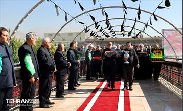 آیین اهتزاز پرچم گنبد ائمه اطهار "گنبد عاشقی" 16