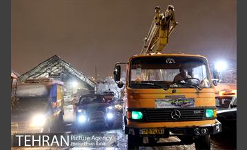 بازدید شبانه مدیران شهری از سایت های برف روبی  6