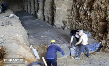 بازدید معاون فنی و عمرانی از پروژه‌های عمرانی منطقه ۵ 31