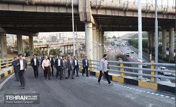 بهره‌برداری از دوربرگردان غیرهمسطح شمال به شمال بزرگراه چمران 18