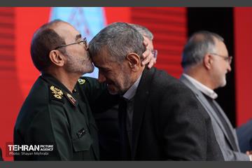 نخستین گردهمایی تجلیل از جانبازان پاسدار آزاده 9