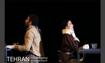 نمایش خانه ابری‎ 6