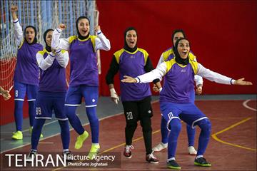 دیدار فوتسال زنان سایپا و نفت آبادان 14