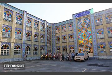 آیین آغاز سال تحصیلی جدید در دبیرستان ماندگار شهید مدرس 19