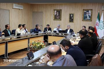 بازدید مدیرکل سرمایه انسانی از شرکت واحد اتوبوسرانی 33