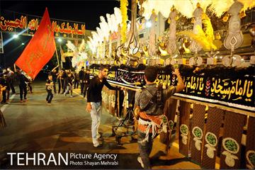 مراسم عزاداری حسینی در خیابان رودکی 12