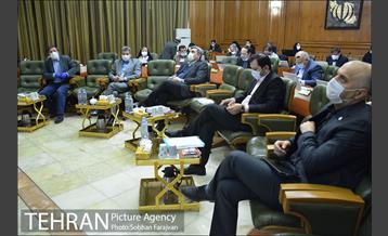 دویست و پنجمین جلسه شورای شهر 9