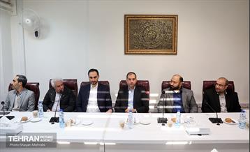 بازدید رئیس شورای شهر از مرکز حقوقی شهرداری تهران 30