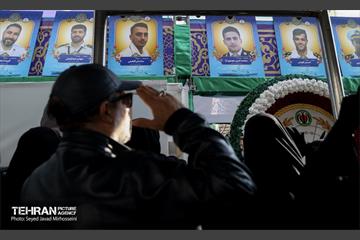 مراسم تشییع «علی لاریجانی»، «غلامرضا سلیمانی» و قهرمانان «ناو دنا» 36