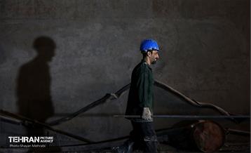 اینجا کارگاهه؛ مترو ورزشگاه تختی 11