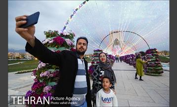 میدان آزادی به استقبال بهار رفت 18