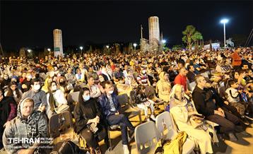 ویژه برنامه شاد و خانواده محور باغ رمضان 1