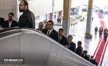 بازدید شهردار دوشنبه از برج میلاد 23