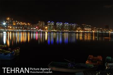 نمای غروب و شب دریاچه خلیج فارس 10