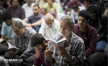 مراسم دعای روز عرفه در دانشگاه تهران 33
