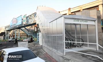 بازدید مدیرکل حوزه شهردار تهران از پروژه پل‌های مکانیزه عابرپیاده 38