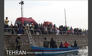 سقوط یه فروند بالگرد در دریاچه شهدای خلیج فارس 25