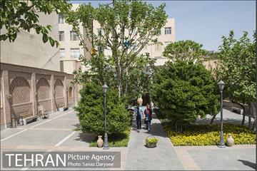 عمارت دبیرالملک 22