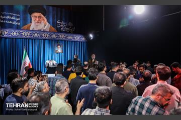 مراسم مناجات و توسل به امام زمان(عج) در رواق کشوردوست