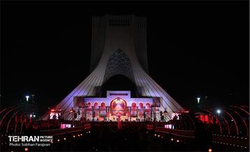 آئین بدرقه زائران اربعین در میدان آزادی 16