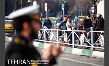 اجرای گروه موزیک به مناسبت سالگرد ورود امام خمینی (ره) 24