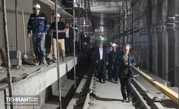 بازدید از دو ایستگاه مهم مترو 2