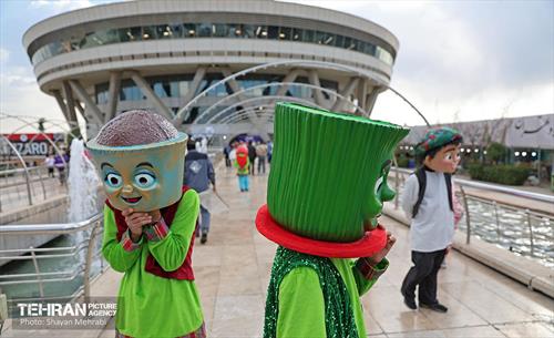 برج میلاد در ایام نوروز 23