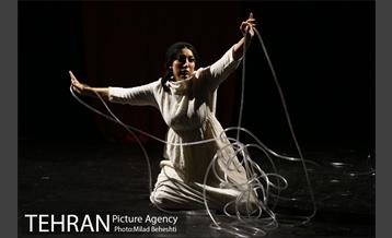 نمایش ویرانی‎ 3